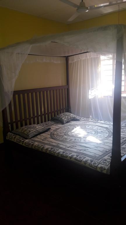 The Citadel Guest House Хиккадува Экстерьер фото